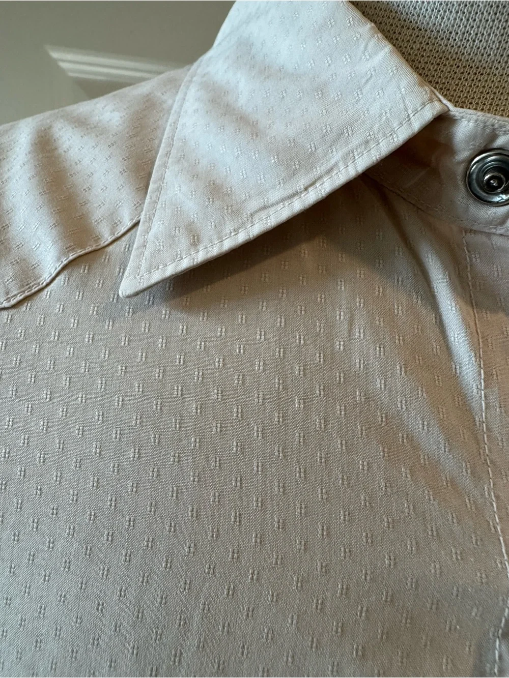 Banana Republic Men's Long-Sleeve Western Shirt in Light Peach Size Medium